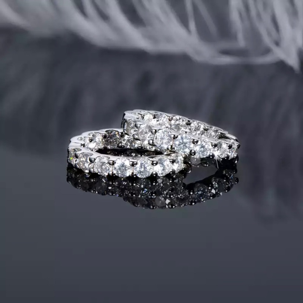 Certified 3.5mm 2.8CT Colorless Moissanite 925 Sterling Silver Hoop Earrings - Picture 2 of 11